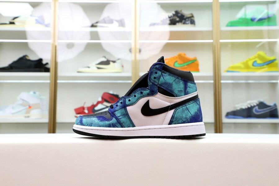 Air Jordan 1 High OG  Tie-Dye