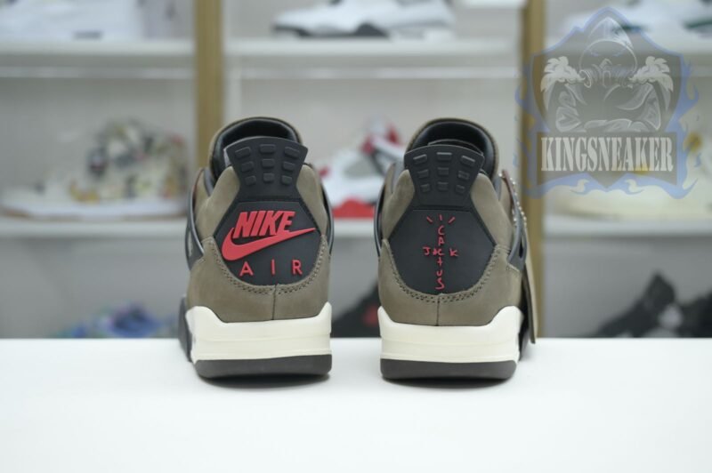 AIR JORDAN 4 RETRO COLOR