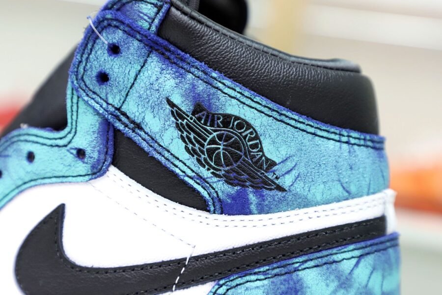 Air Jordan 1 High OG  Tie-Dye