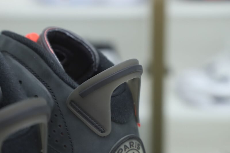 PARIS SAINT-GERMAIN X AIR JORDAN 6 RETRO 'IRON GREY'