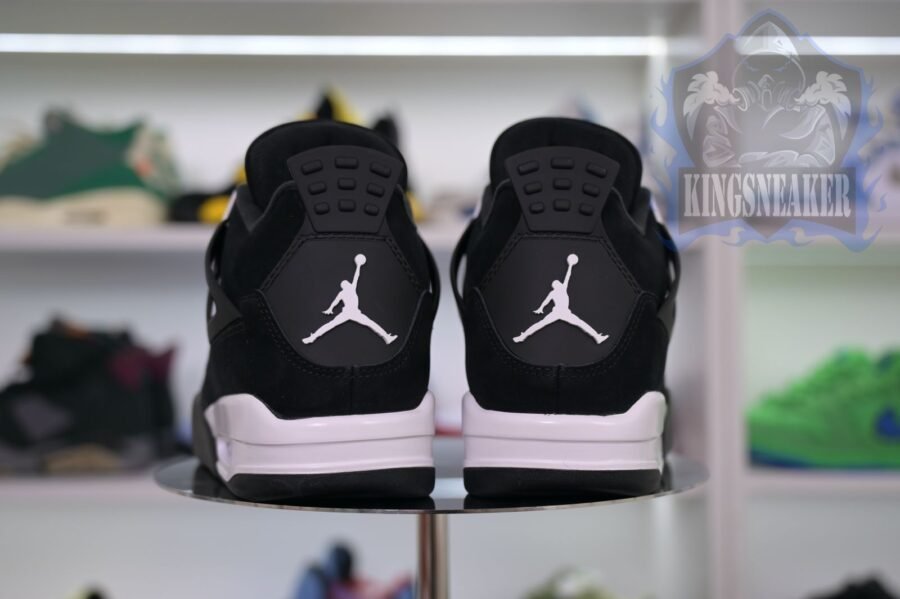 Jordan Air Jordan 4 Retro