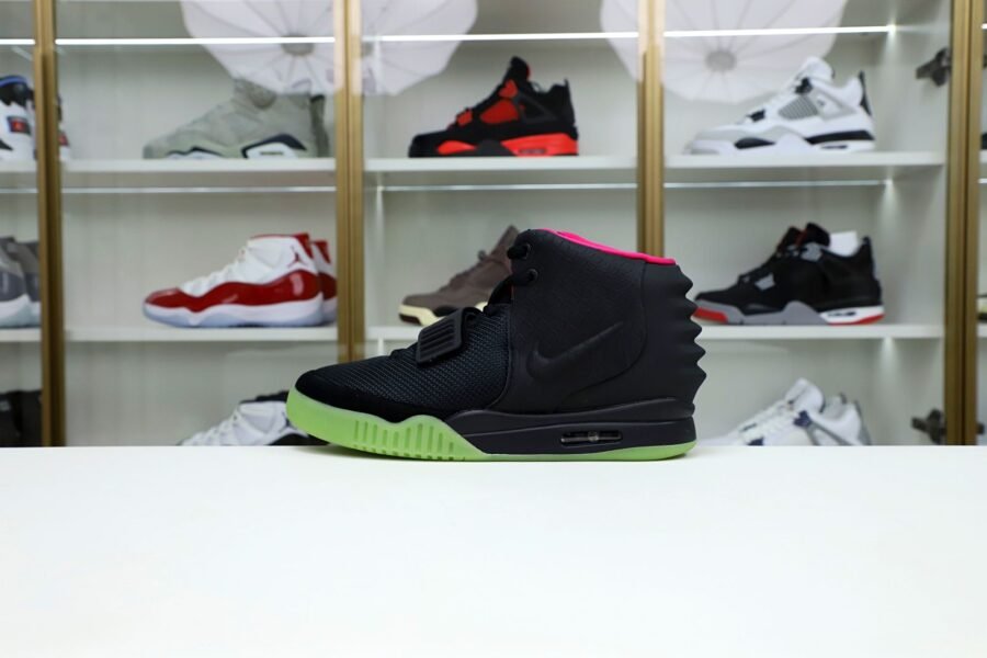 Nike Air Yeezy 2 solar red