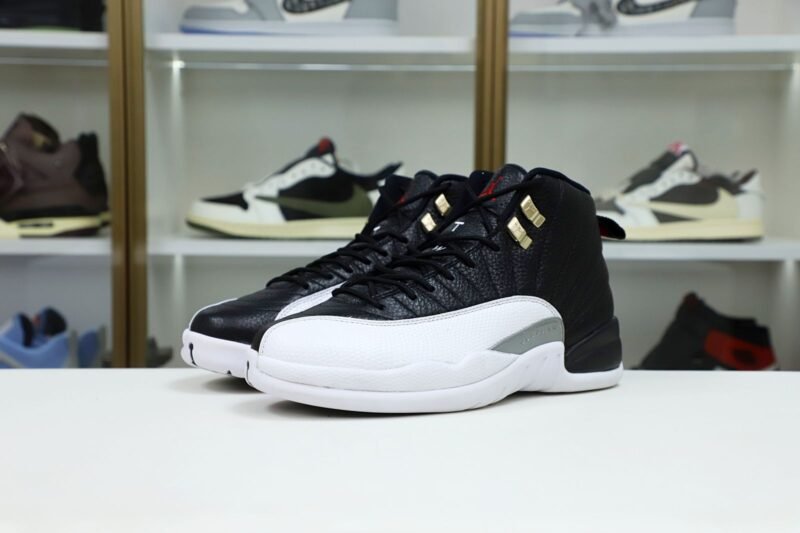 AIR JORDAN 12 RETRO PLAYOFFS 2022