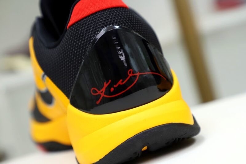 NIKE ZOOM KOBE 5 BRUCE LEE