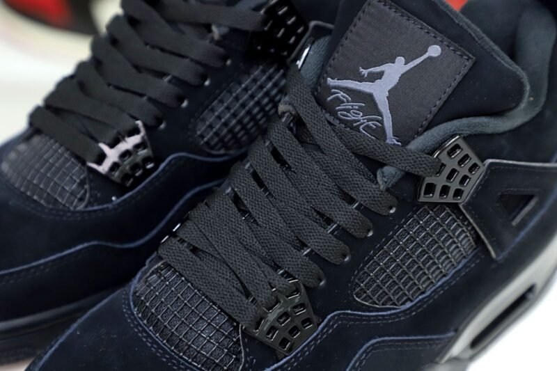 AIR JORDAN 4 RETRO 'BLACK CAT' 2020