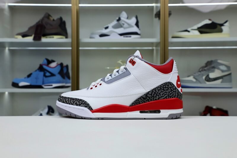 AIR JORDAN 3RETRO