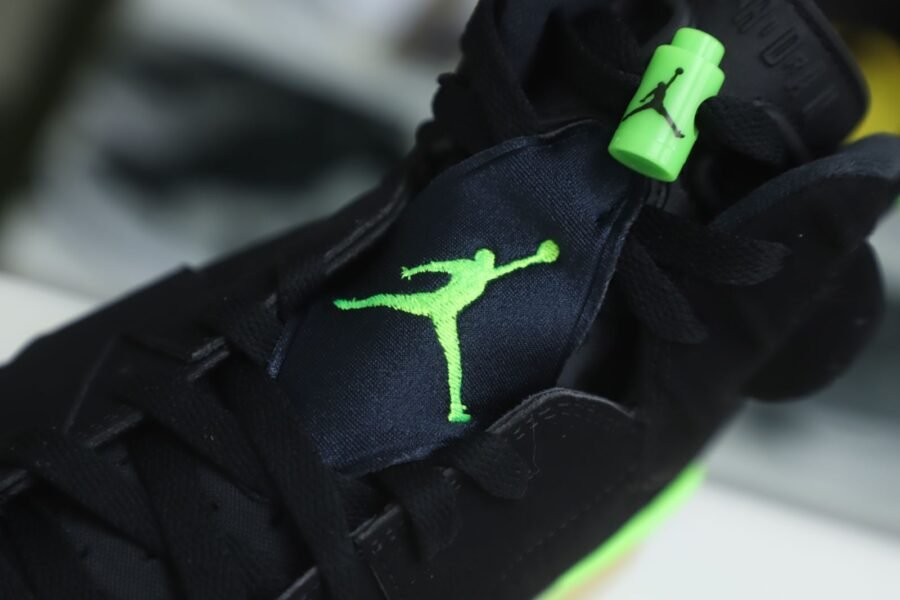 AIR JORDAN 6 RETRO 'ELECTRIC GREEN'