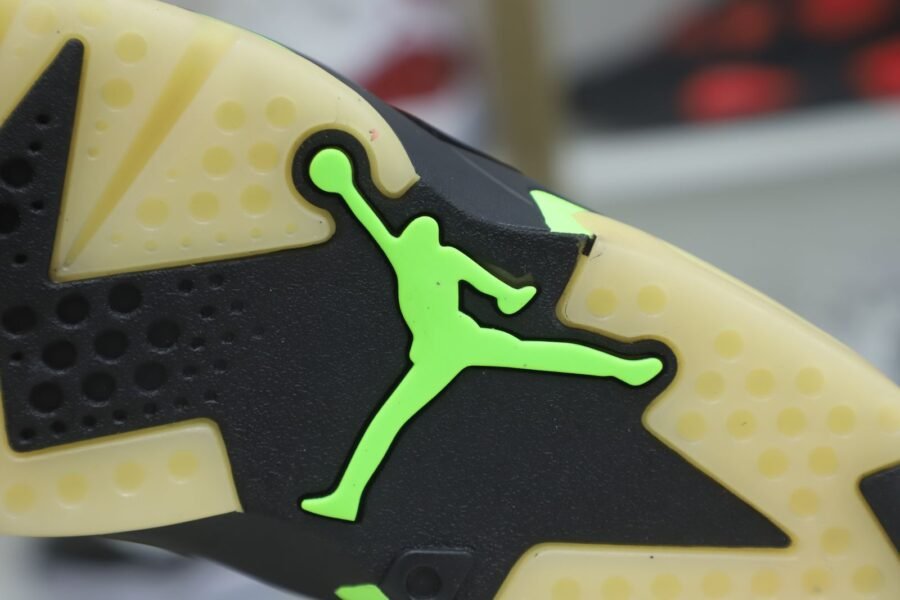 AIR JORDAN 6 RETRO 'ELECTRIC GREEN'