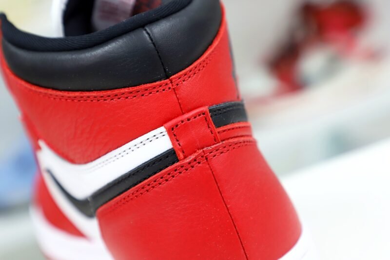 AIR JORDAN 1 RETRO HIGH OG NRG 'HOMAGE TO HOME' CHICAGO EXCLUSIVE