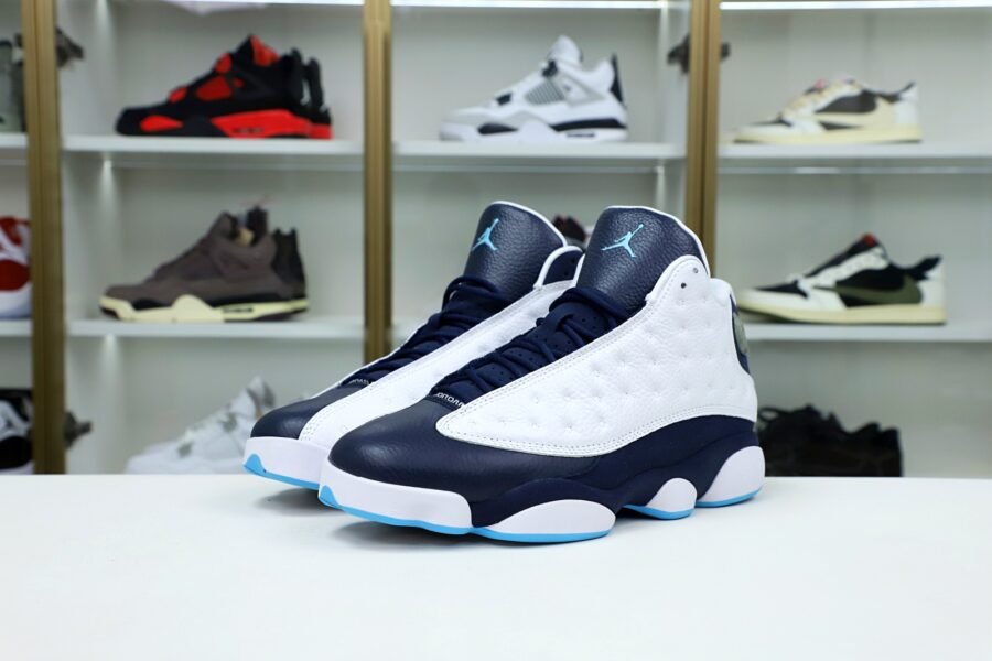 AIR JORDAN 13 RETRO WHITE OBSIDIAN POWDER BLUE 414571-144