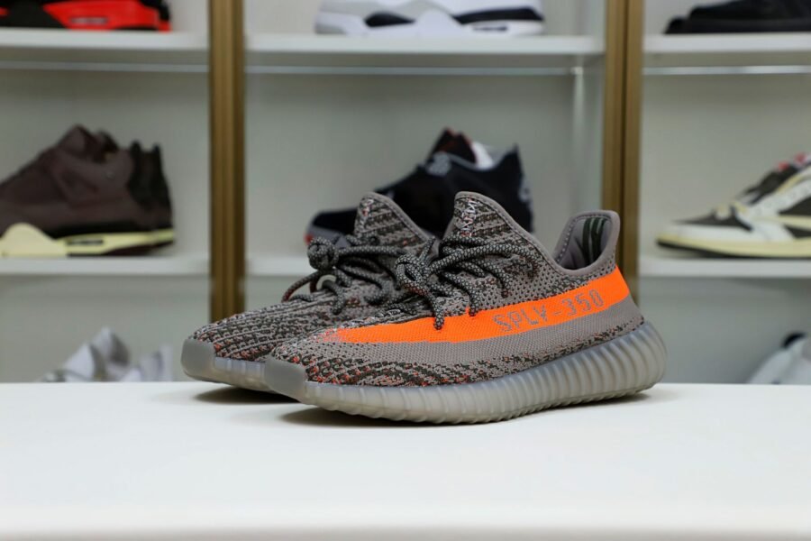 YEEZY BOOST 350 V2 'BELUGA'