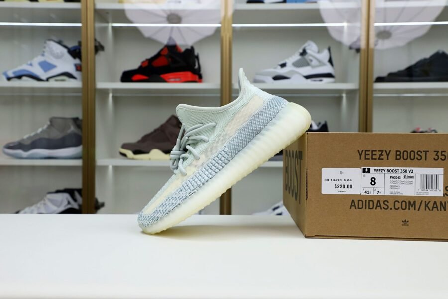 YEEZY BOOST 350 V2 'CLOUD WHITE NON-REFLECTIVE'