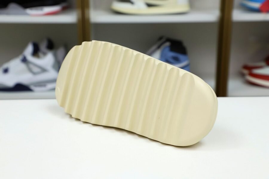 Yeezy Slide