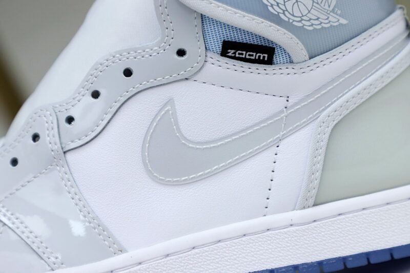 AIR JORDAN 1 HIGH ZOOM 'RACER BLUE'