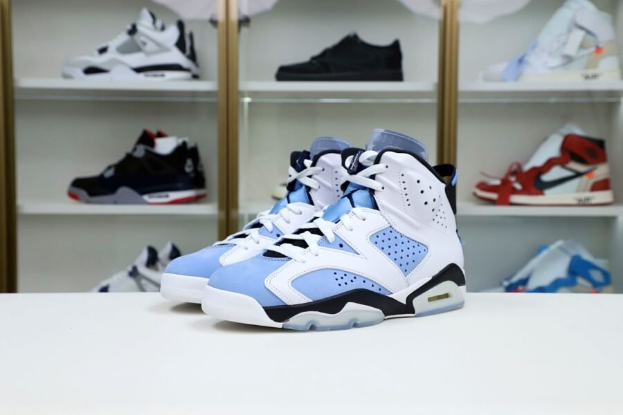 AIR JORDAN 6 RETRO 'UNC HOME'