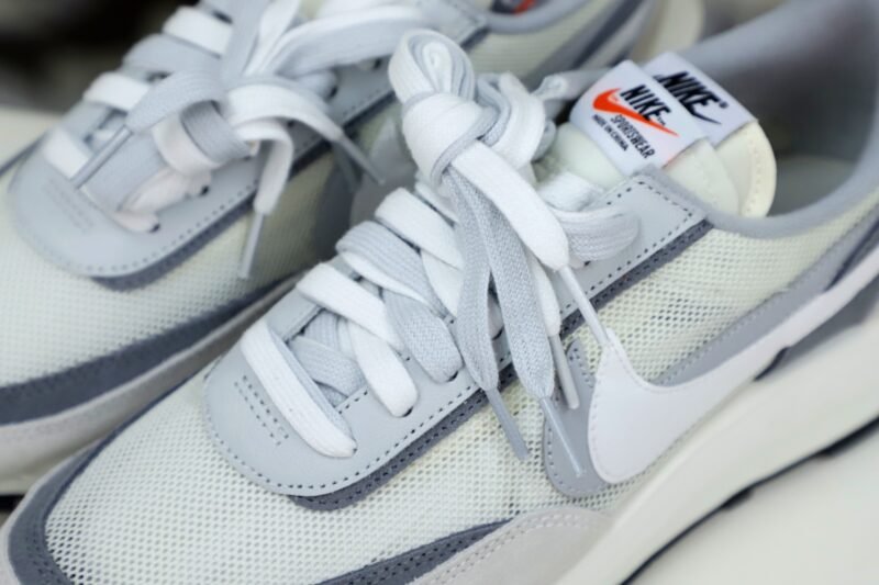 SACAI X LDWAFFLE 'SUMMIT WHITE'