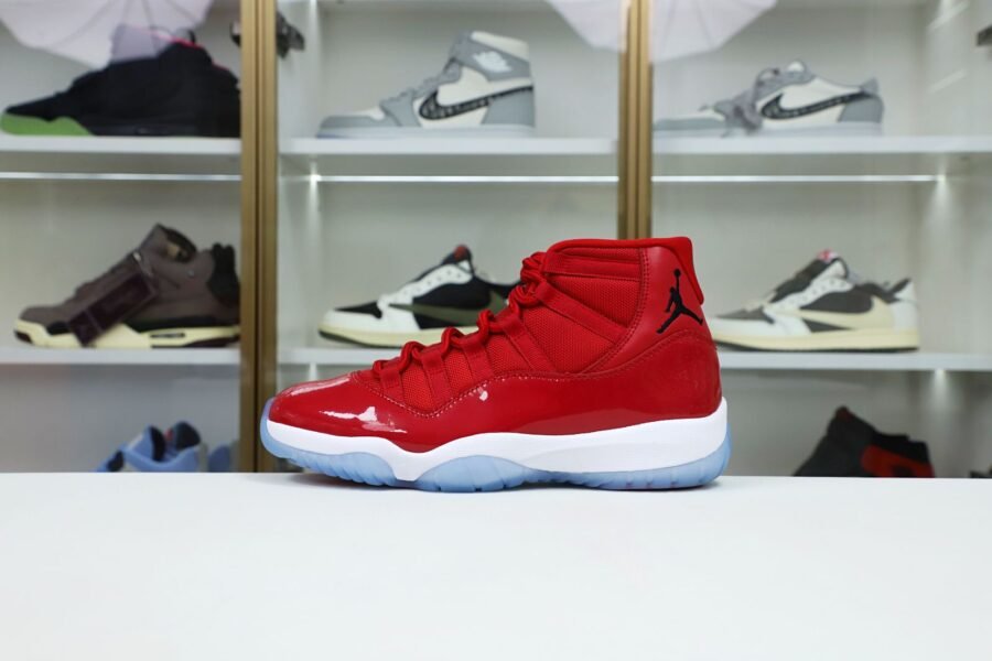 JORDAN 11 RETRO WIN LIKE 96 378037-623