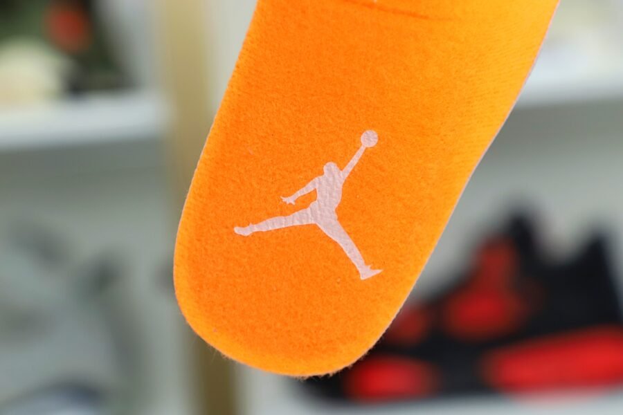 WMNS AIR JORDAN 11 RETRO LOW 'BRIGHT CITRUS'