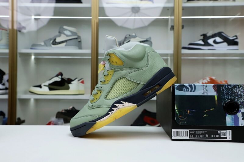 AIR JORDAN 5