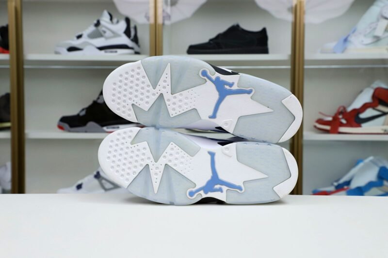 AIR JORDAN 6 RETRO 'UNC HOME'