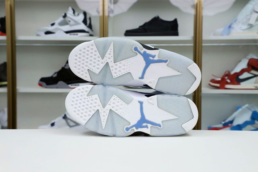 AIR JORDAN 6 RETRO 'UNC HOME'