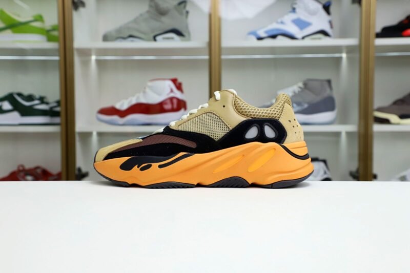 adidas originals Yeezy boost 700