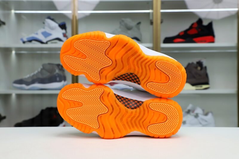 WMNS AIR JORDAN 11 RETRO LOW 'BRIGHT CITRUS'