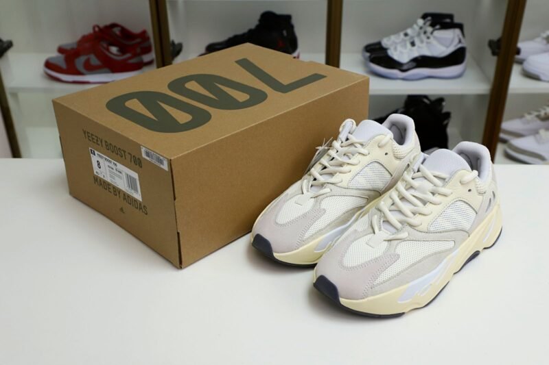 YEEZY BOOST 700 'ANALOG'