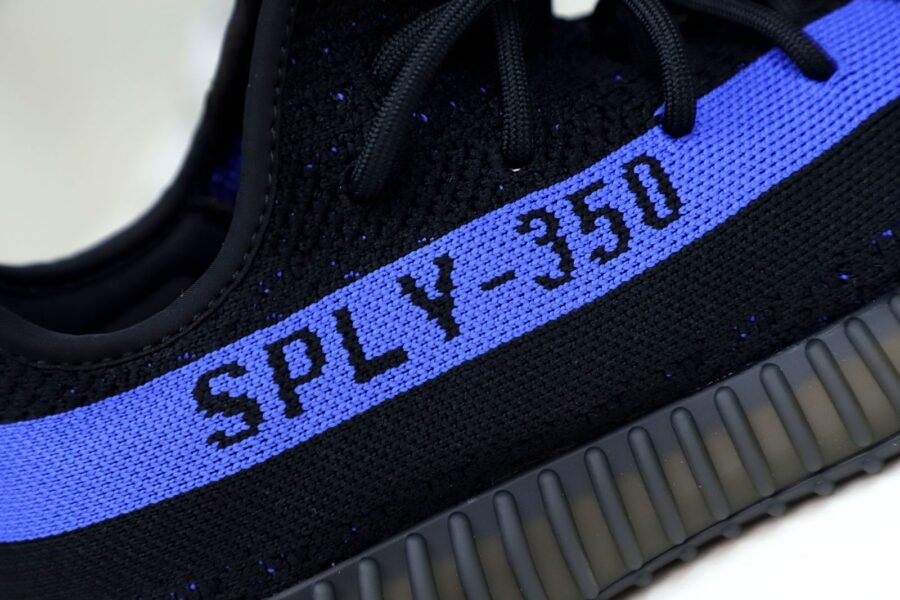 YEEZY BOOST 350 V2 'DAZZLING BLUE'