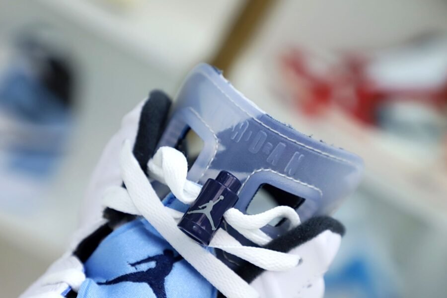 AIR JORDAN 6 RETRO 'UNC HOME'