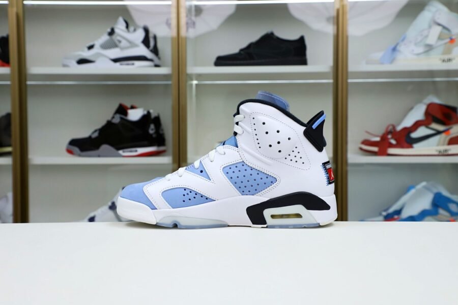 AIR JORDAN 6 RETRO 'UNC HOME'