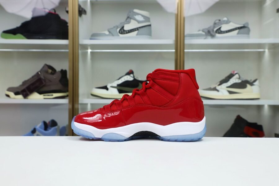 JORDAN 11 RETRO WIN LIKE 96 378037-623